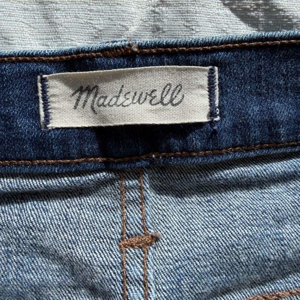 Madewell 9” High Rise Slim Straight Jeans J7211 Medium Wash Size 6
